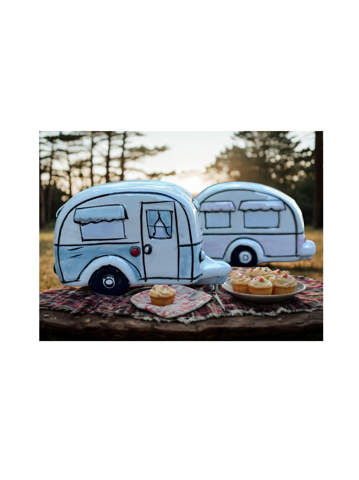 Vintage Caravan Salt & Pepper Shaker Set - Wild Wood Caravan Park