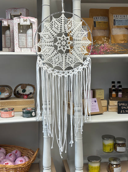 Handmade Crochet Dreamcatcher – White Mandala Wall Hanging (30cm)