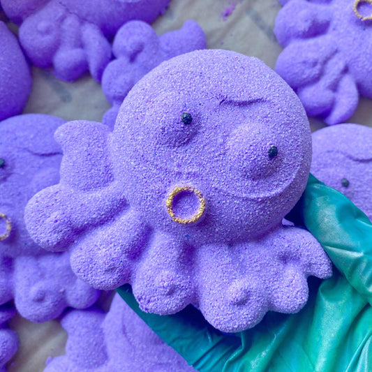Bathe Enchanted - Oscar The Octopus Bath Bomb