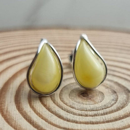 SilverAmber Jewellery - 925 Sterling Silver & Baltic Amber Modern Teardrop Studs Earrings - G029S
