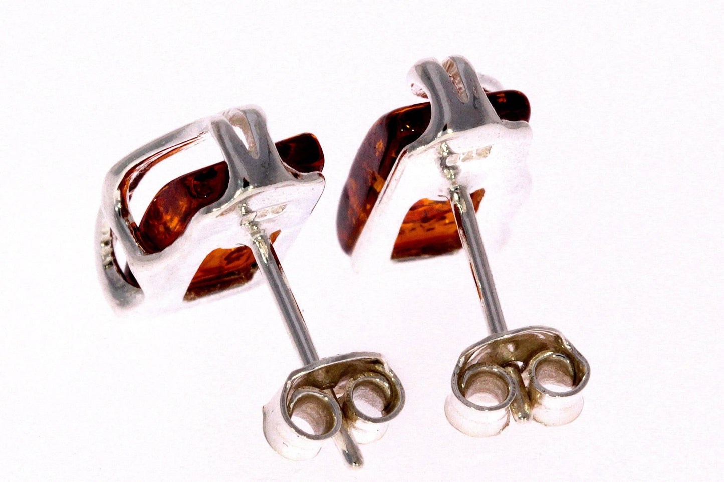 SilverAmber Jewellery - 925 Sterling Silver & Baltic Amber Modern Studs Earrings - GL005