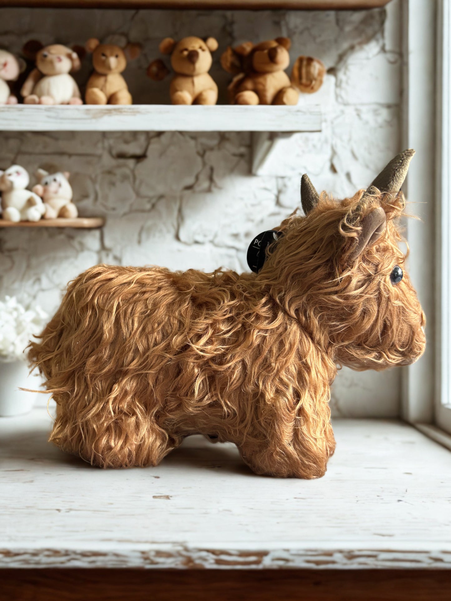 Plush Highland Cow Doorstop – Soft Fluffy Scottish Coo with Curly Hair, 29 cm
